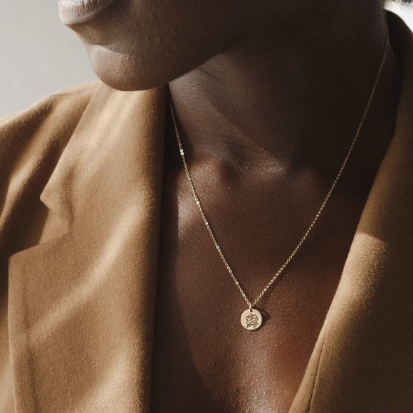 Gardenia Flower Plant Pendant Boho Indie Necklace - Picture 7 of 16